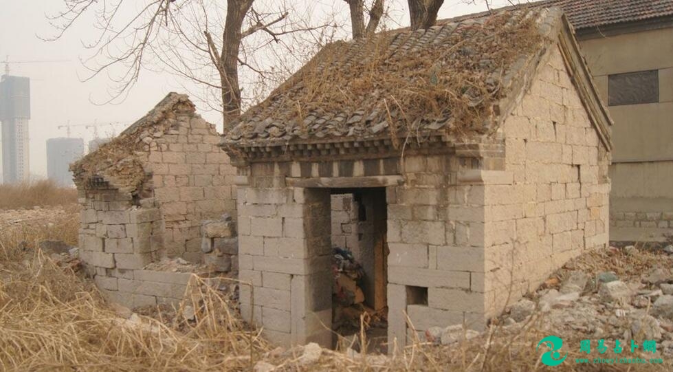 庙前贫、庙后富、大庙左右出寡妇 是什么意思？-第3张图片