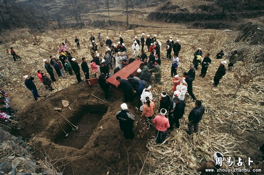风俗篇：民间有关死人后葬礼上的禁忌-第1张图片