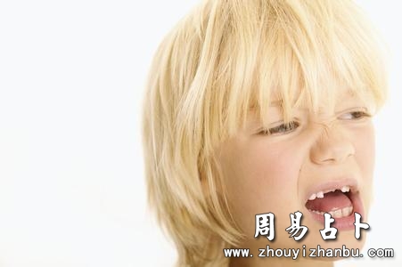 梦到掉牙齿是什么意思