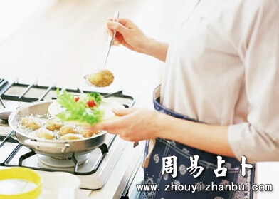 女人梦见做饭-第1张图片
